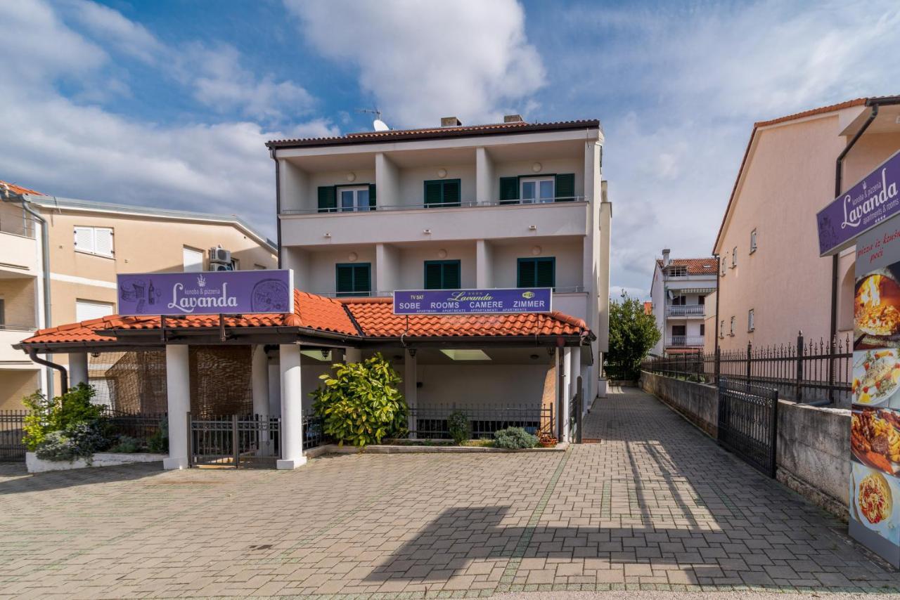 Apartments & Rooms Lavanda Malinska Exterior foto